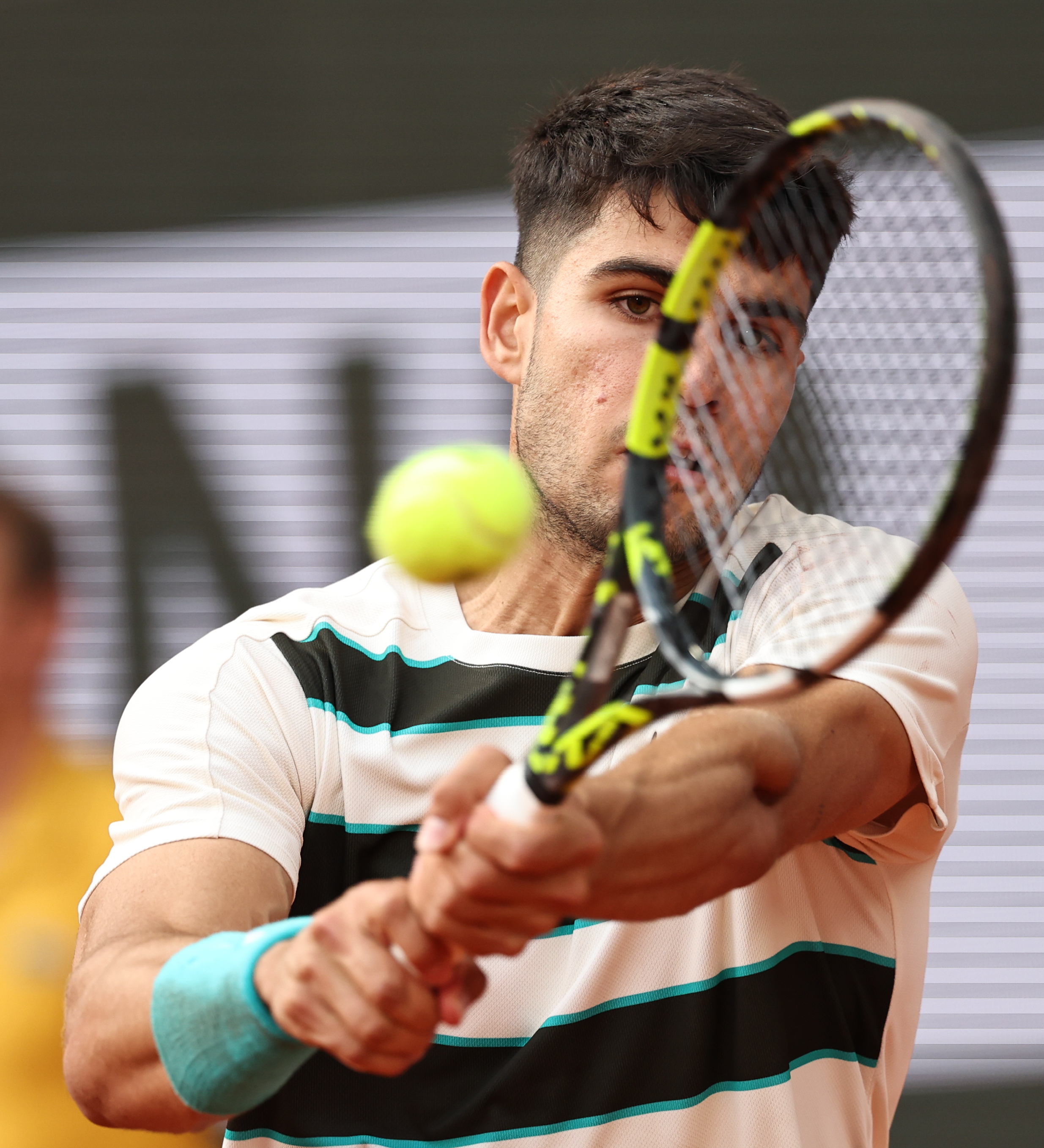 开云平台-西班牙网球队完胜美国网球队，阿尔卡拉斯绝境逆转的简单介绍