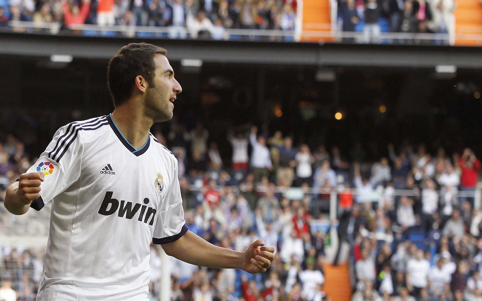 浓眉存在感拉满，独行侠带走热火