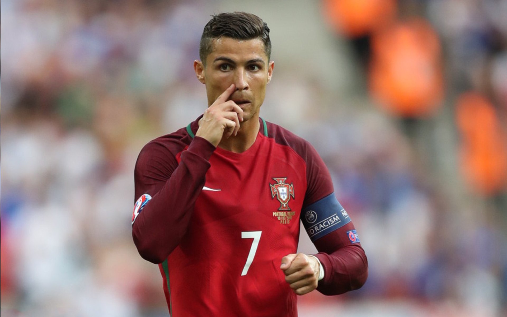 冰岛奇迹与安菲尔德之夜，当坚韧与天赋共同定义足球